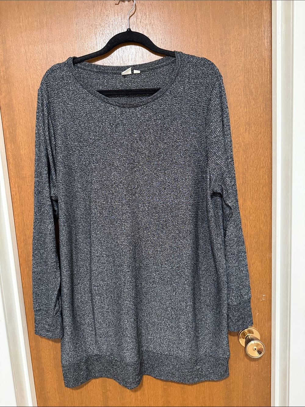 Gap Maternity Gray Long-Sleeve Knit Top